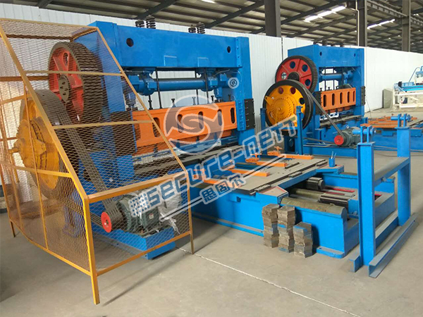  Expanded metal mesh flatten machine