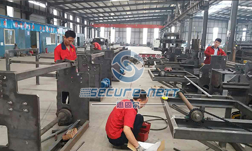 China double wire chain link fence woven machine