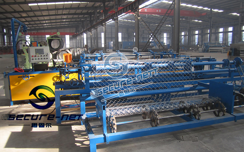 Steel Wire Mesh Chain Link Fence Weaving Machine