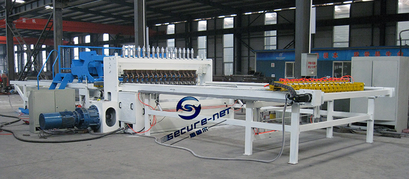 PLC BRC reinforcing Fencing wire mesh welding machine